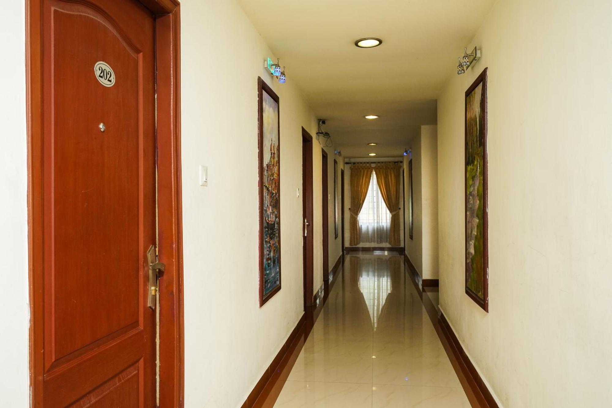 Mgs Residency Hotell Kallar Vattiyar Exteriör bild