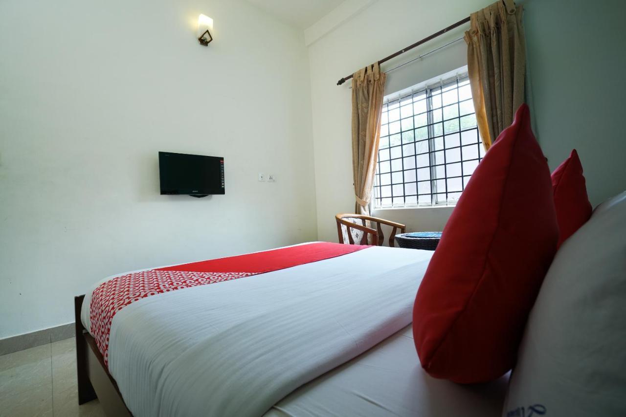 Mgs Residency Hotell Kallar Vattiyar Exteriör bild